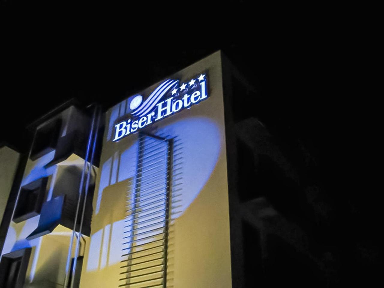 Biser Hotel Derventa Экстерьер фото