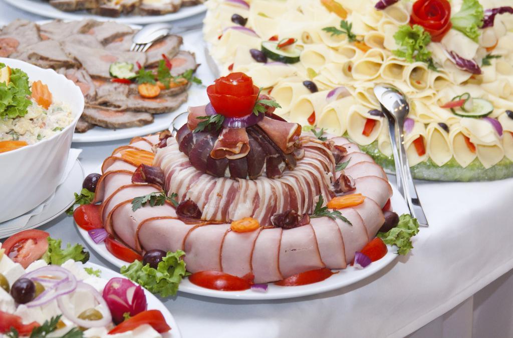 Biser Hotel Derventa Экстерьер фото